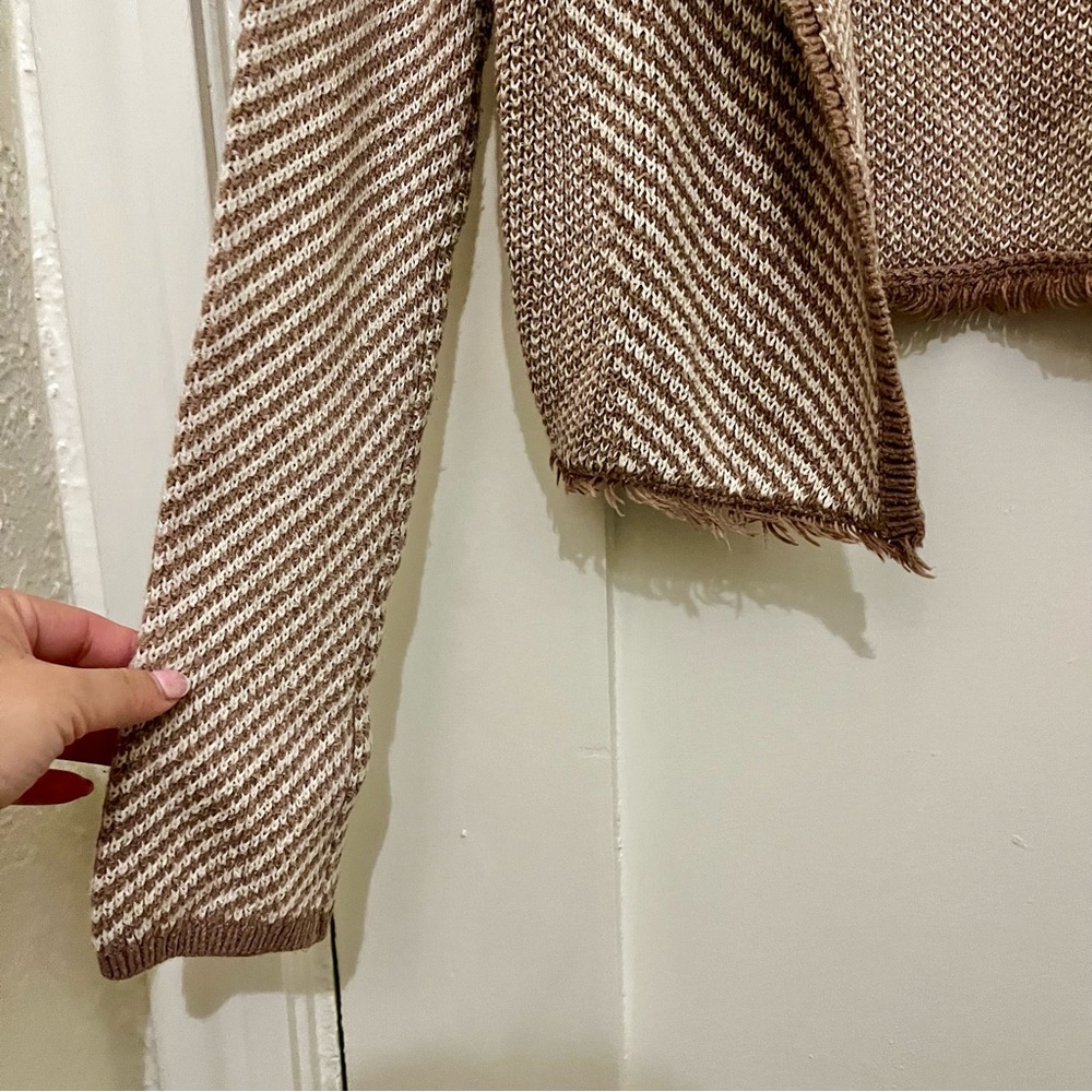 BP Cropped Striped Brown and Cream Women's Sweater - Size M - Picture 5 of 8